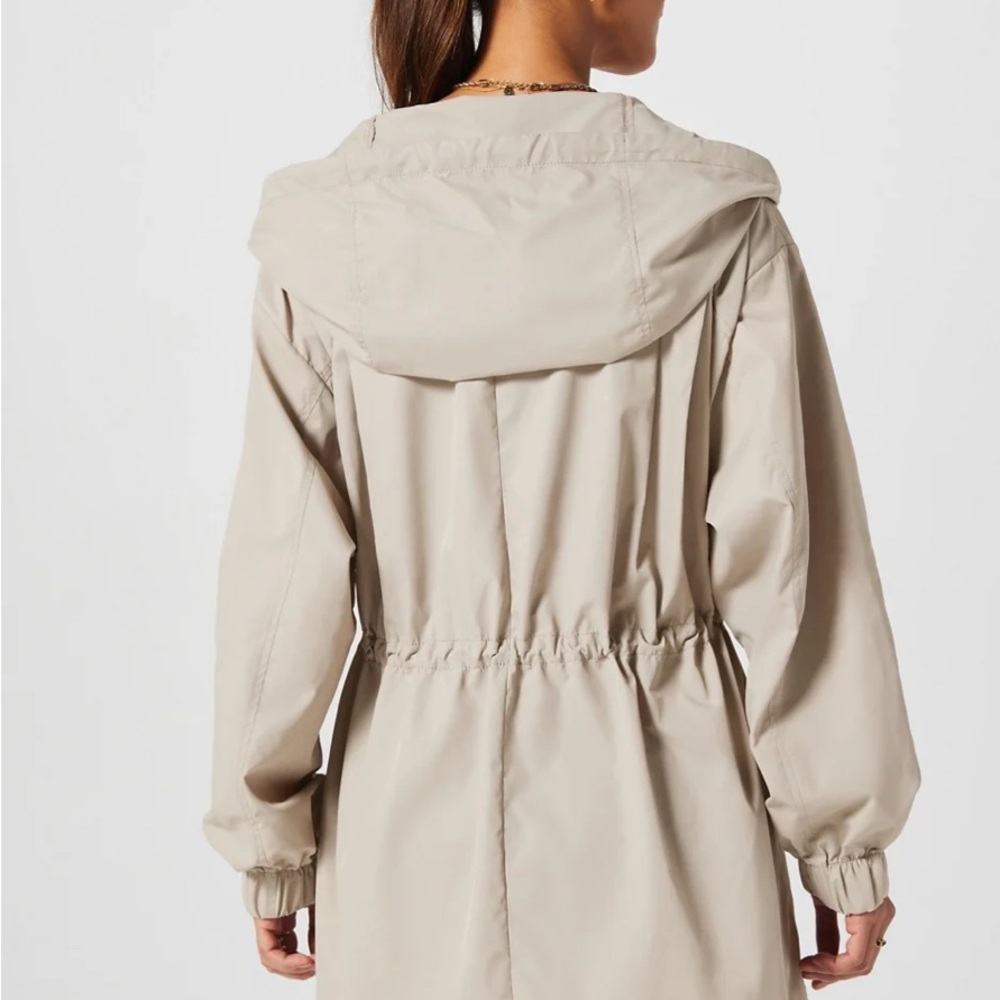 Cargo Windbreaker - Picture 2 of 4